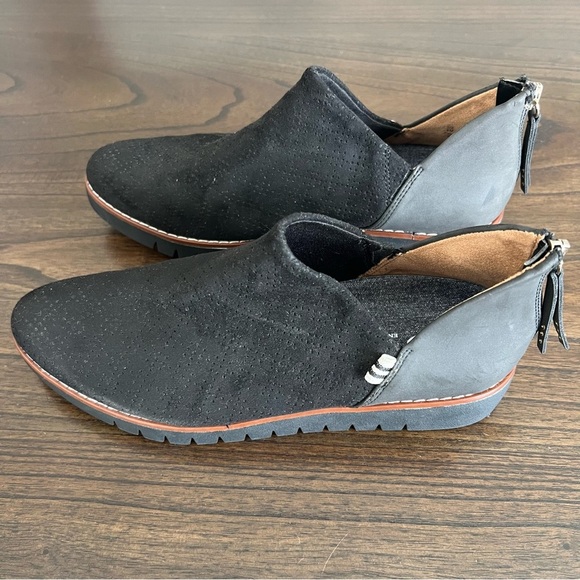 Dr. Scholl's Black Ankle Booties - Picture 5 of 16